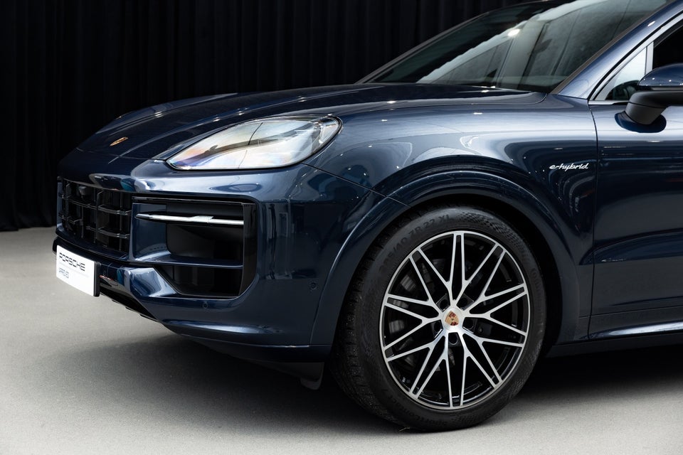Porsche Cayenne 3,0 E-Hybrid Coupé Tiptr. 5d