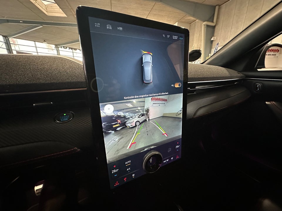 Ford Mustang Mach-E 98 Extended Range AWD 5d