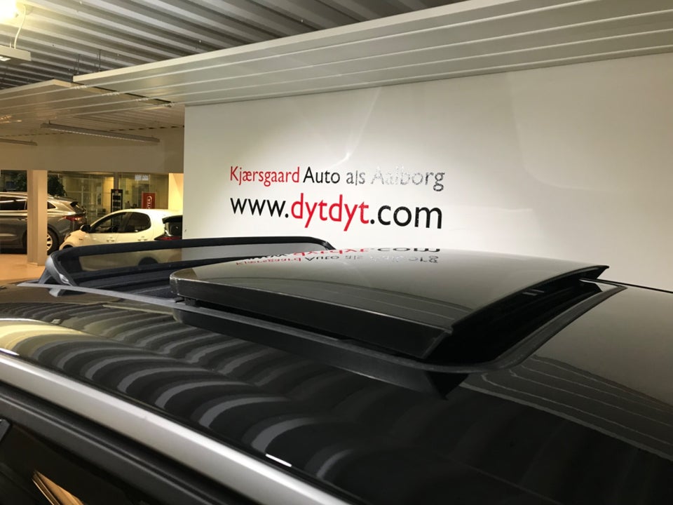 Peugeot e-3008 77 GT Pack 5d