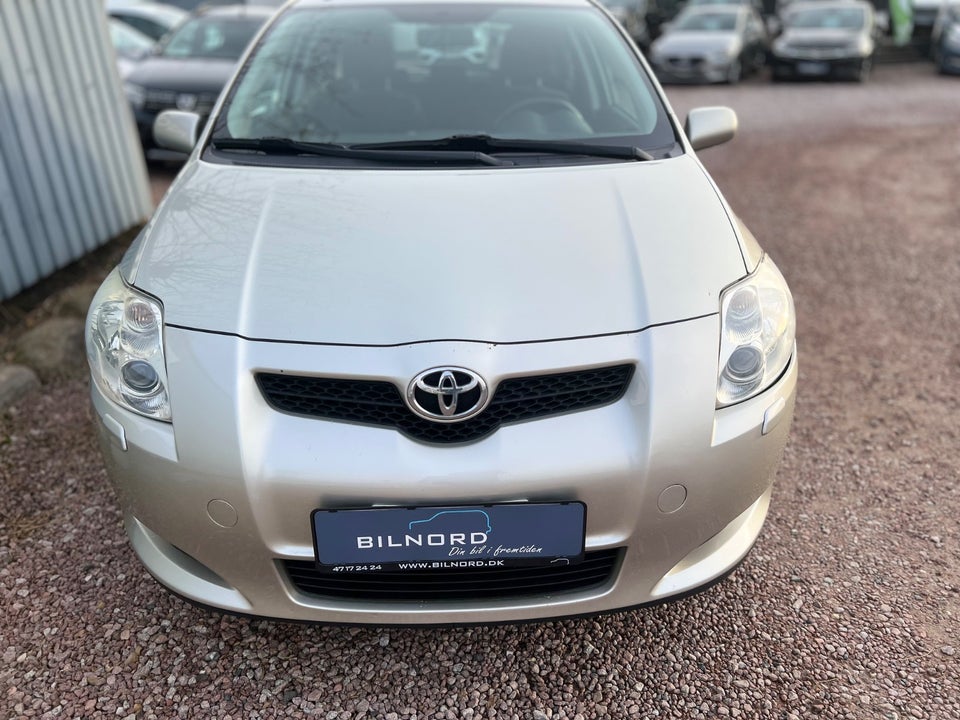 Toyota Auris 1,6 Luna+ 5d