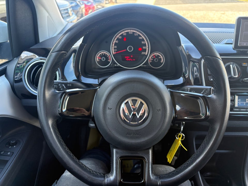 VW Up! 1,0 75 High Up! BMT 5d