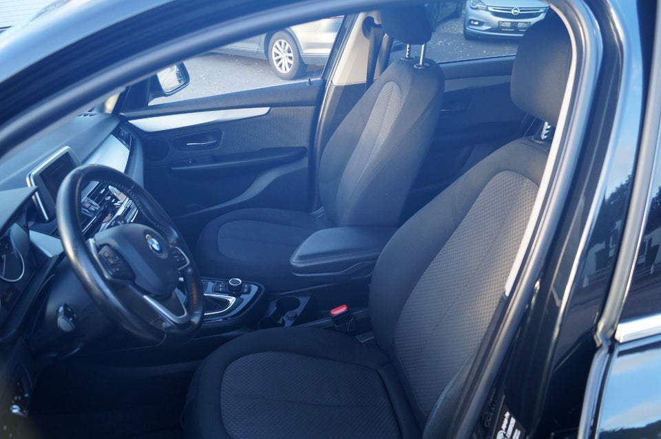 BMW 218i 1,5 Active Tourer Advantage aut. 5d
