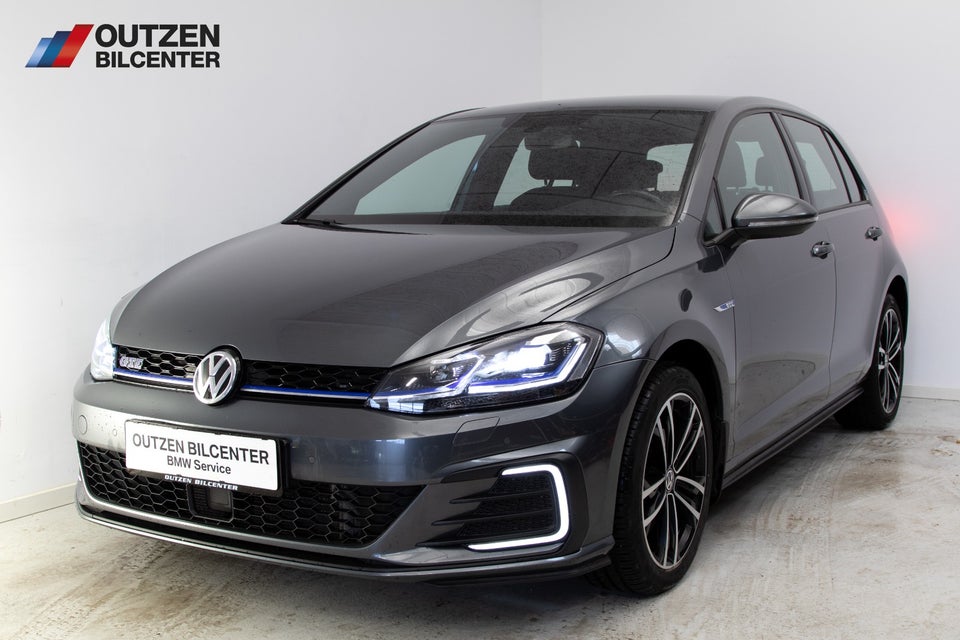 VW Golf VII 1,4 GTE DSG 5d