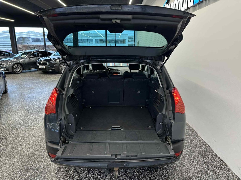 Peugeot 3008 1,6 HDi 110 Premium 5d