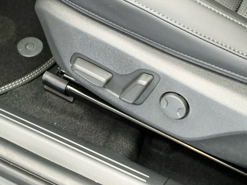 Kia Niro 64 EV Prestige 5d