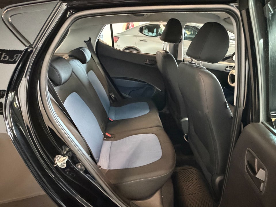Hyundai i10 1,0 Passion 5d