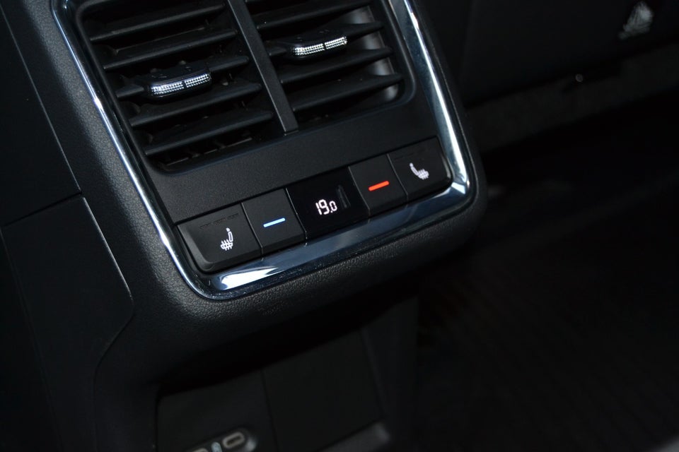 Skoda Enyaq 80 iV Suite 5d