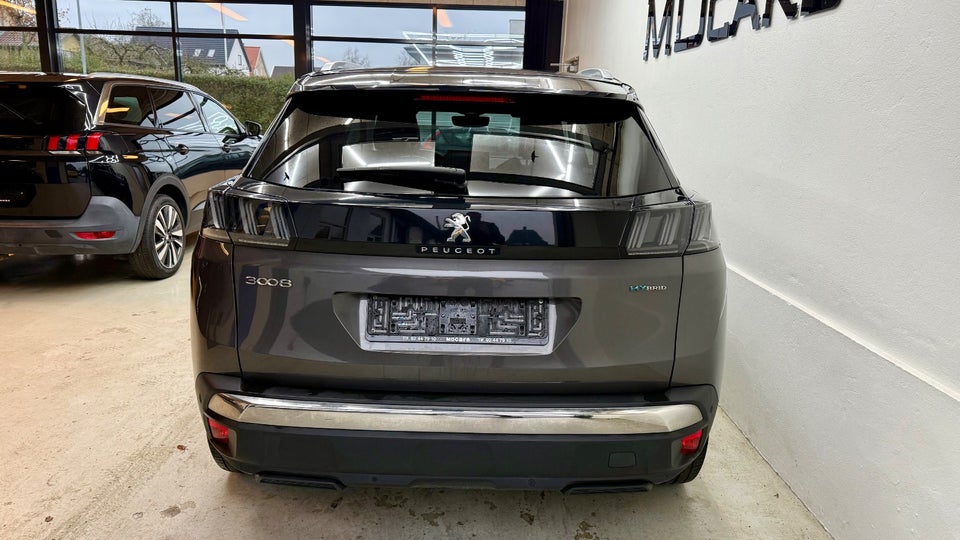 Peugeot 3008 1,6 Hybrid First Selection EAT8 5d