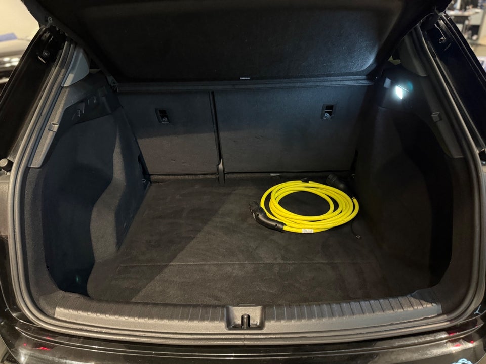 Audi Q4 e-tron 45 S-line 5d