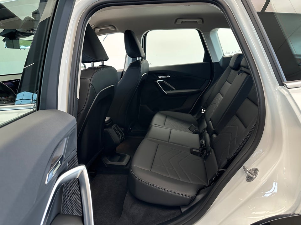 BMW iX1 eDrive20 X-Line 5d