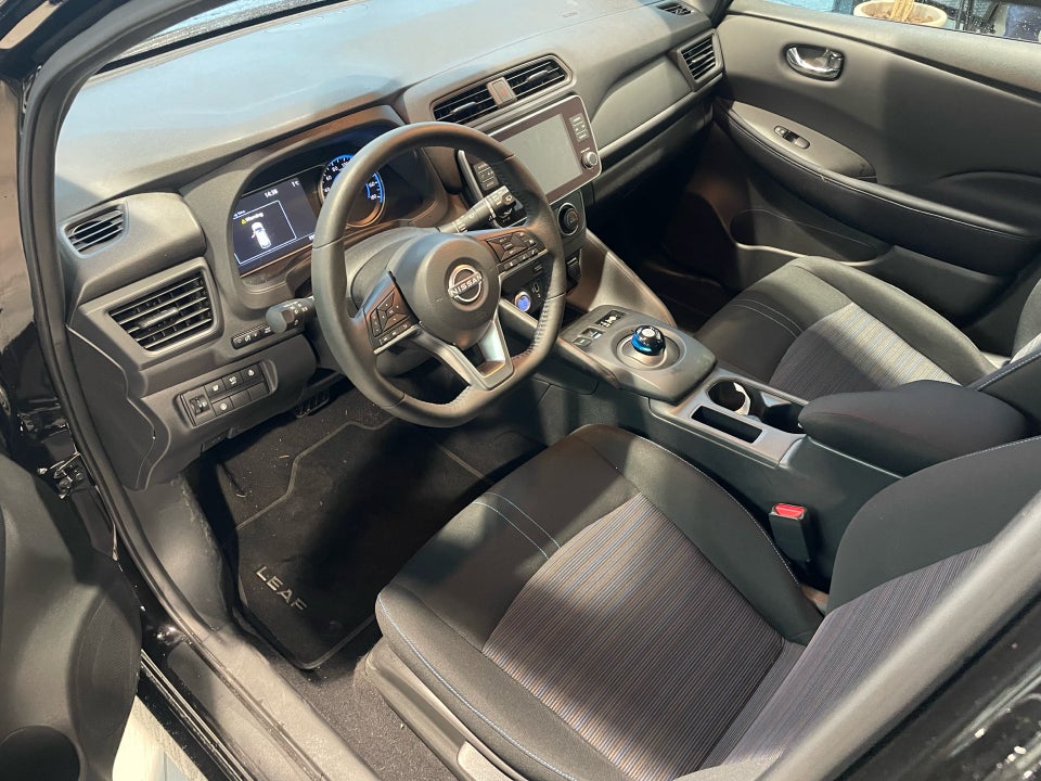 Nissan Leaf 39 Acenta 5d