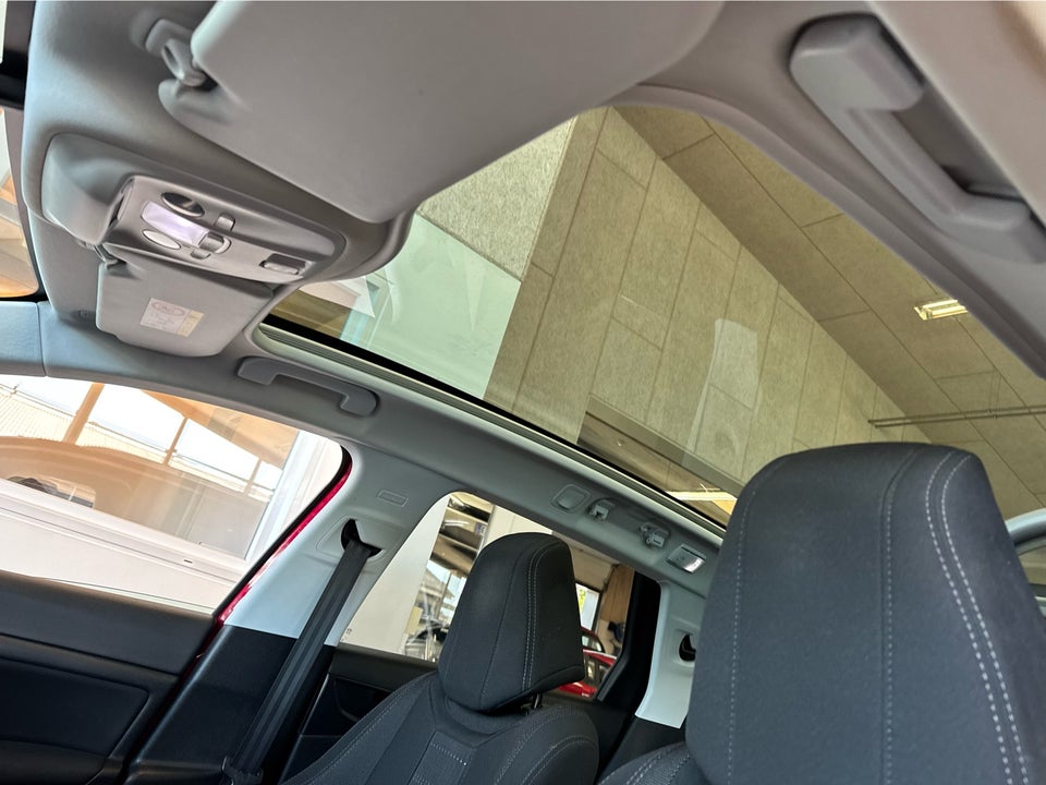 Peugeot 308 1,6 BlueHDi 120 Allure SW Van 5d