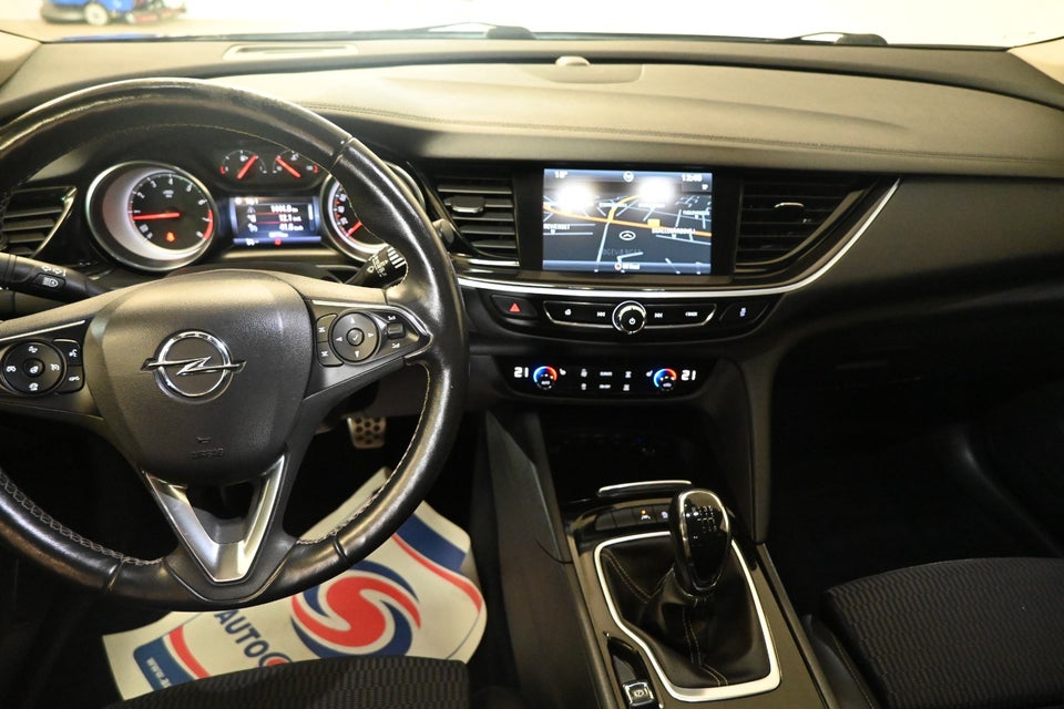 Opel Insignia 1,5 T 165 Dynamic Sports Tourer 5d