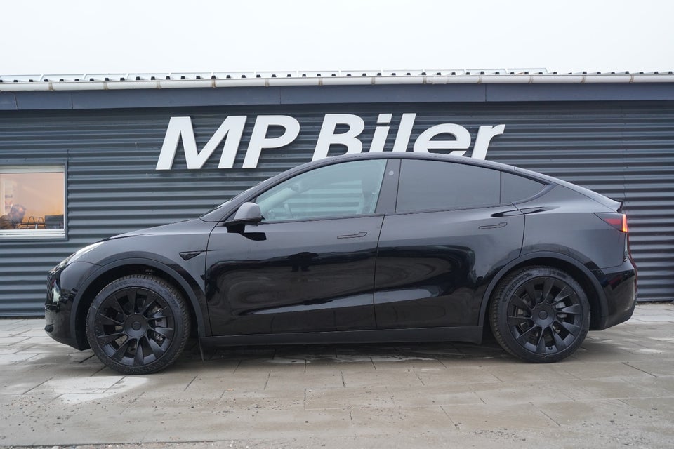 Tesla Model Y RWD 5d