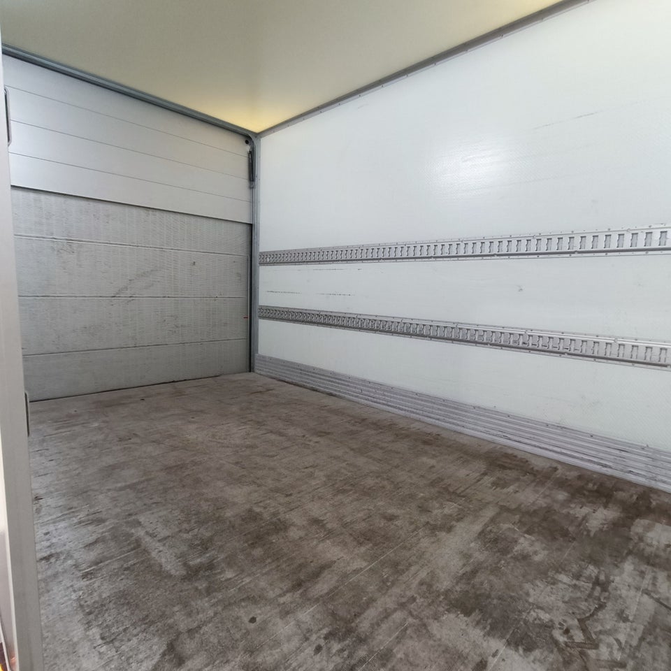 Mercedes Sprinter 516 2,2 CDi A3 Chassis RWD 2d