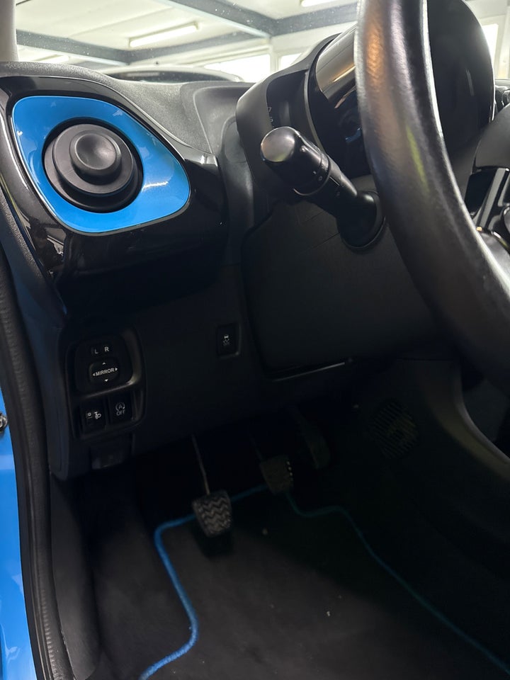 Toyota Aygo 1,0 VVT-i x-cite 5d