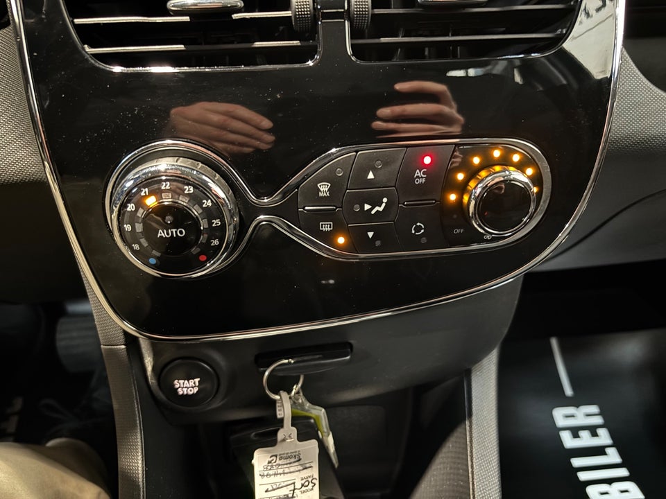 Renault Clio IV 1,5 dCi 75 Authentique Sport Tourer 5d