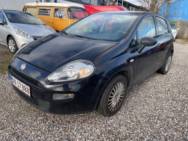 File:Fiat Punto Evo 1.4 8V Start+Stopp Dynamic (Facelift