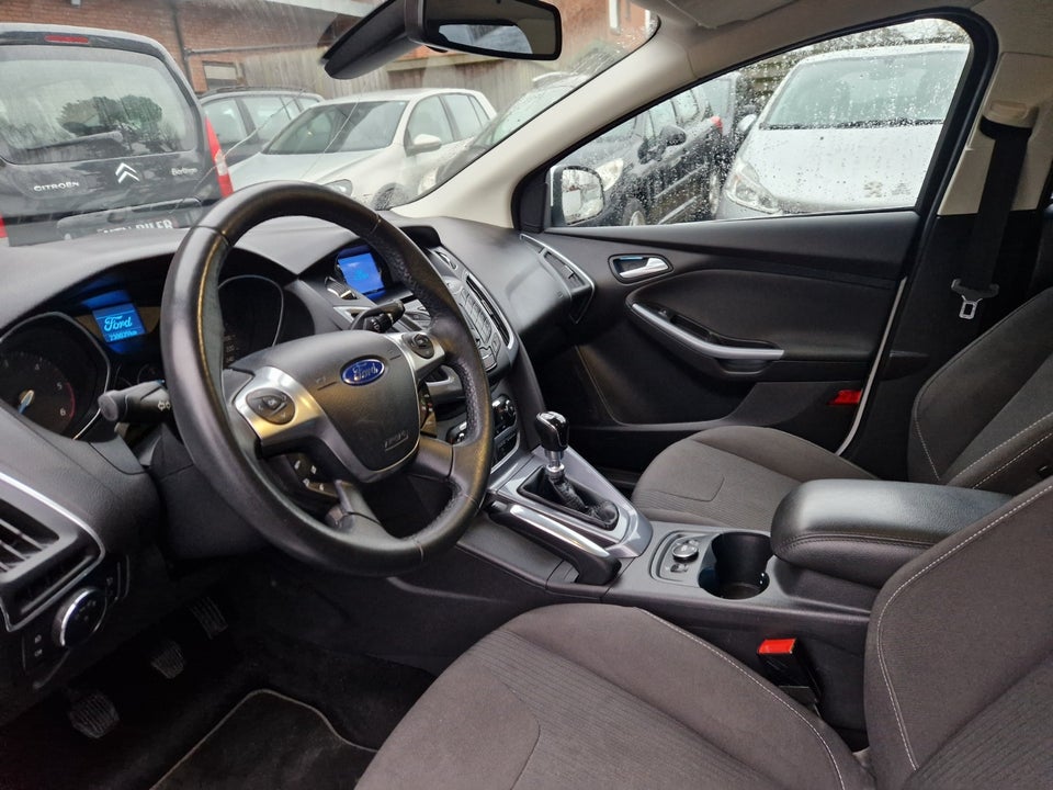 Ford Focus 1,6 TDCi 115 Titanium 5d