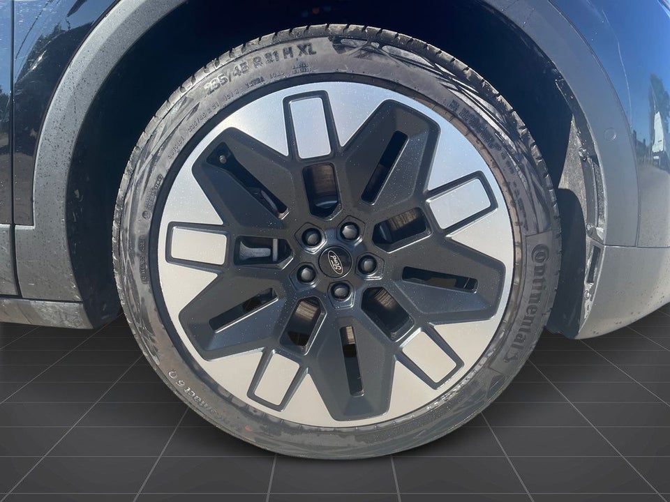 Ford Explorer 77 Premium Extended Range 5d