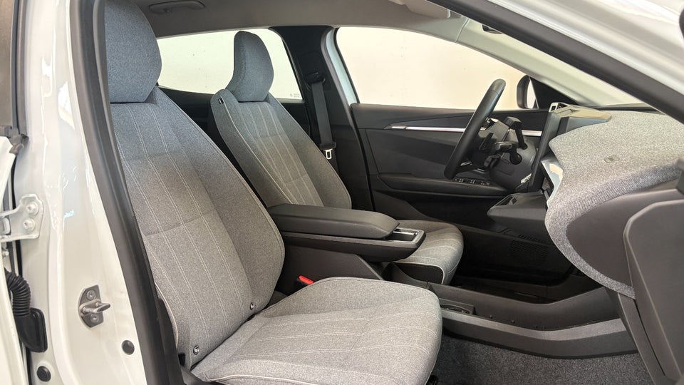 Renault Megane E-Tech 40 Equilibre 5d