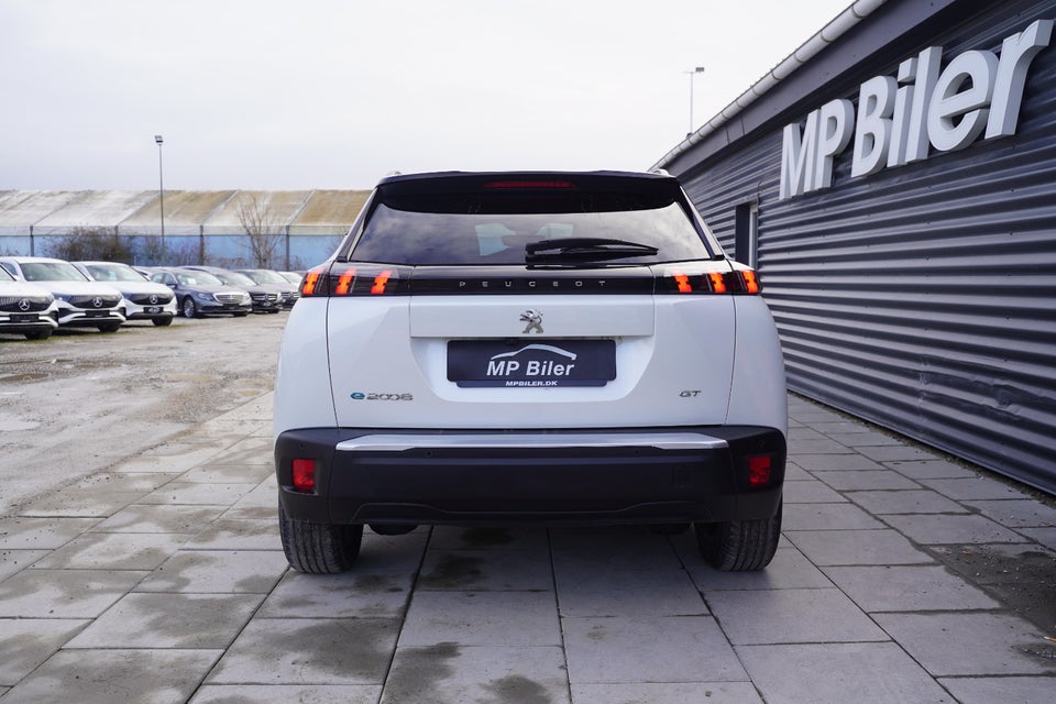 Peugeot e-2008 50 GT 5d