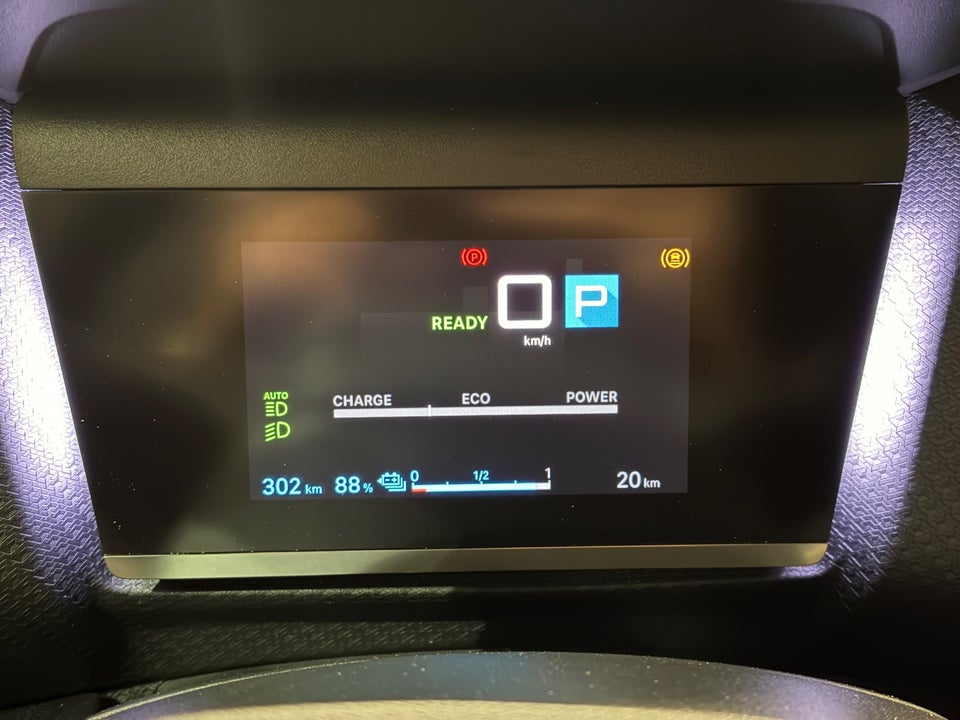 Citroën ë-C4 X 50 Shine 4d