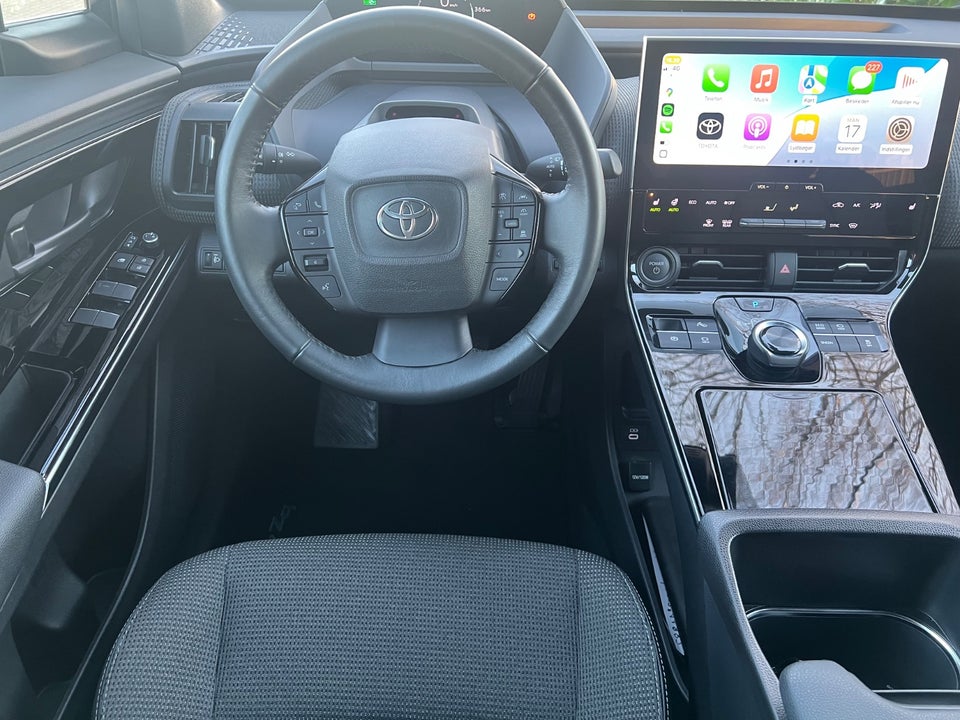 Toyota bZ4X Active 5d