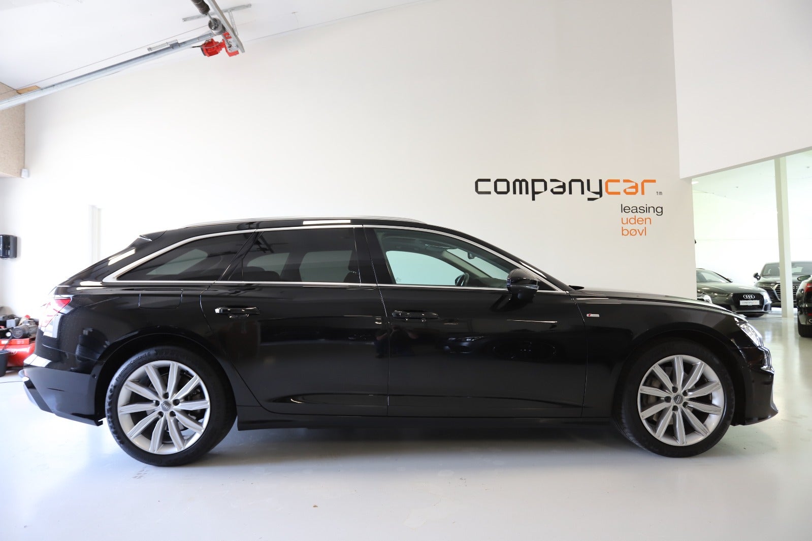 Audi A6 45 TDi S-line Avant quattro Tiptr. 5d