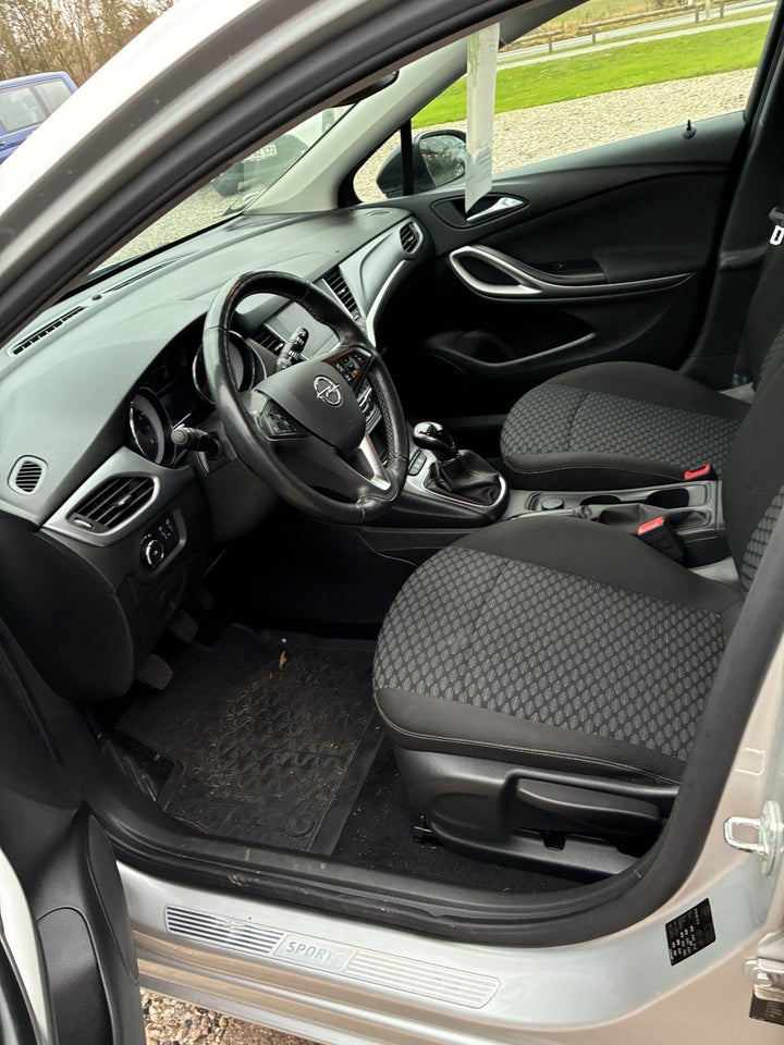 Opel Astra 1,2 T 110 Edition Sports Tourer 5d