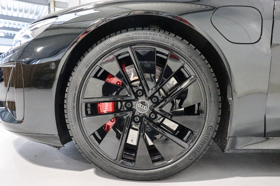 Audi e-tron GT quattro 4d