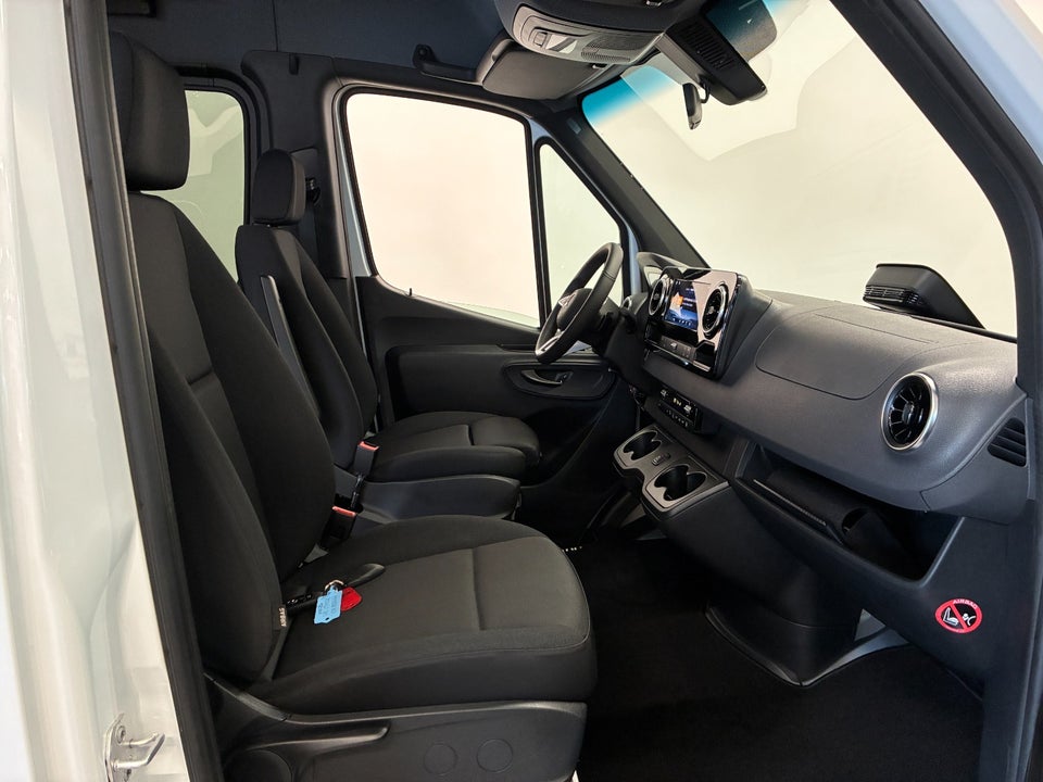 Mercedes Sprinter 317 2,0 CDi A2 Tourer PRO aut. RWD