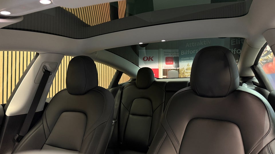 Tesla Model 3 Standard Range+ RWD 4d