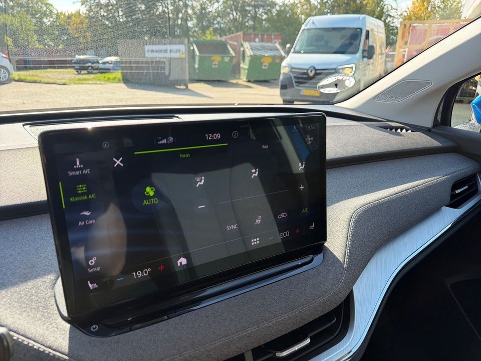 Skoda Enyaq 80 iV Loft 5d