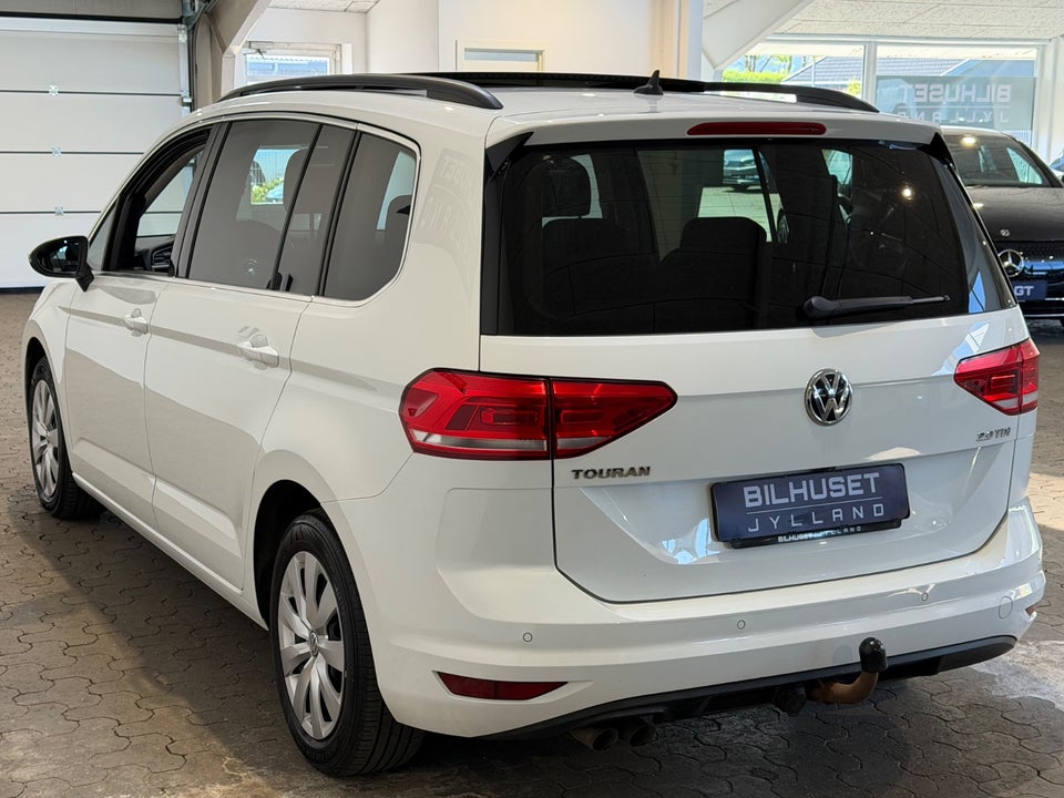 VW Touran 2,0 TDi 150 Highline DSG 7prs 5d