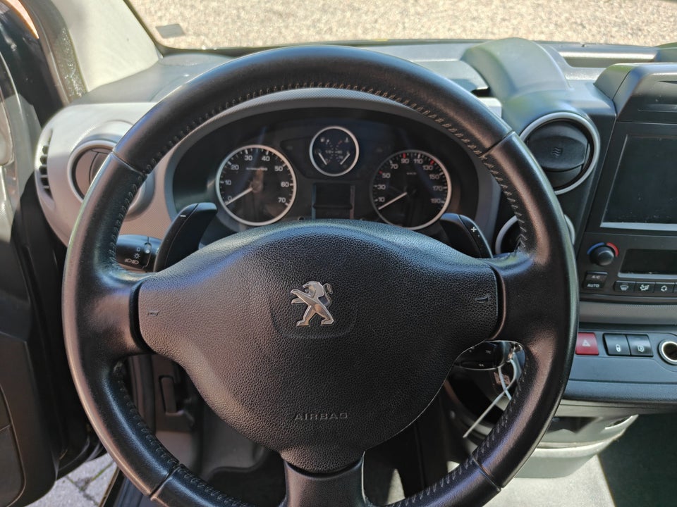 Peugeot Partner 1,6 BlueHDi 100 L1 Premium ESG Van 5d