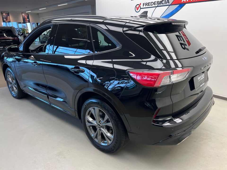 Ford Kuga 2,5 PHEV ST-Line X CVT 5d