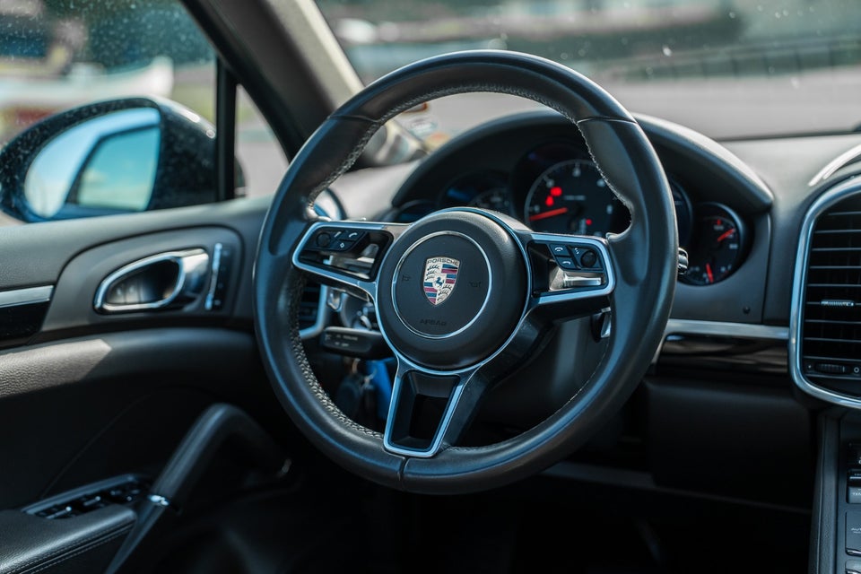 Porsche Cayenne 3,0 D Tiptr. 5d