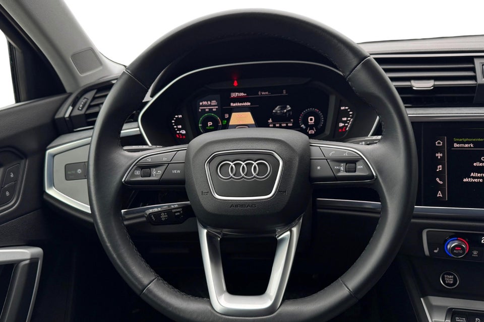 Audi Q3 45 TFSi e Attitude+ Sportback S-tr. 5d