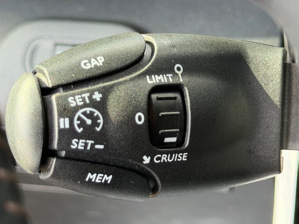 Peugeot Partner 1,5 BlueHDi 130 L2V2 Ultimate EAT8 Van