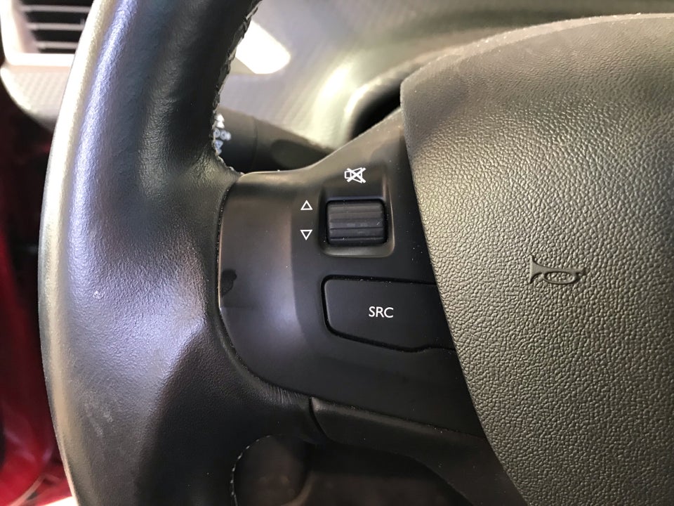 Peugeot 2008 1,2 PureTech 110 Allure+ 5d