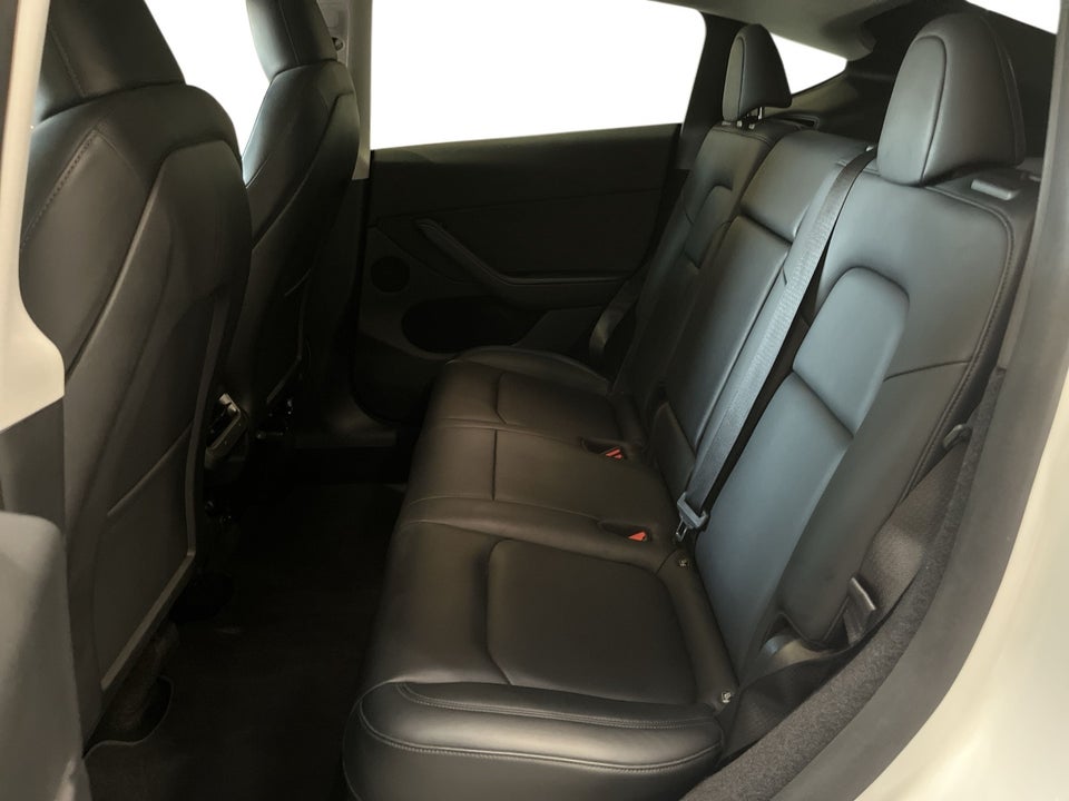 Tesla Model Y Long Range AWD 5d