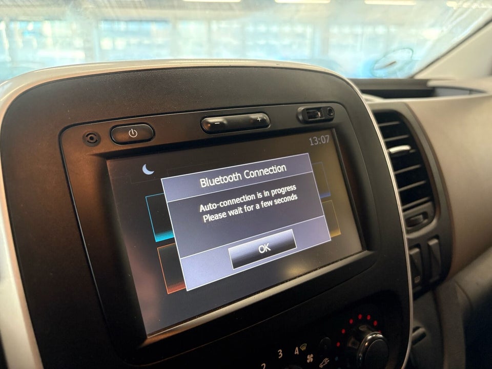 Renault Trafic T29 1,6 dCi 145 L2H1 Mandskabsvogn 6d