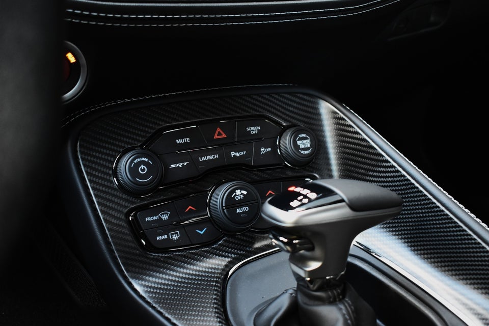 Dodge Challenger 6,2 SRT Hellcat Black Ghost Edition aut. 2d