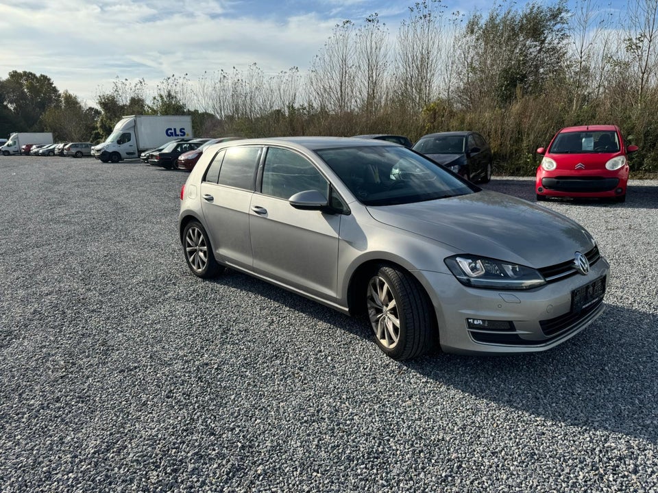 VW Golf VII 1,4 TSi 140 Highline DSG BMT 3d