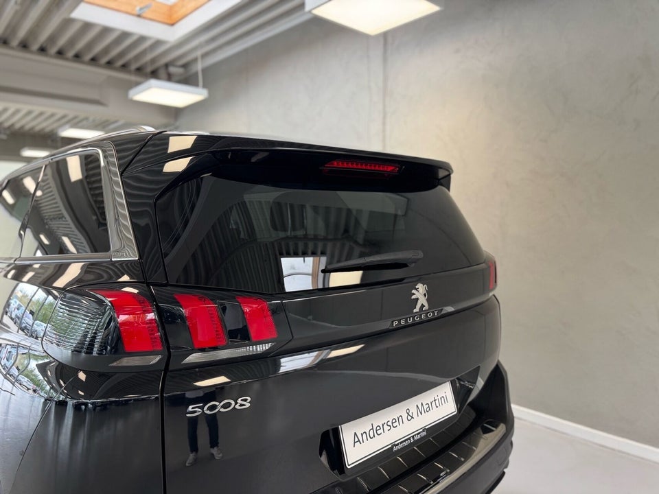 Peugeot 5008 1,6 e-THP 165 Allure EAT6 7prs 5d
