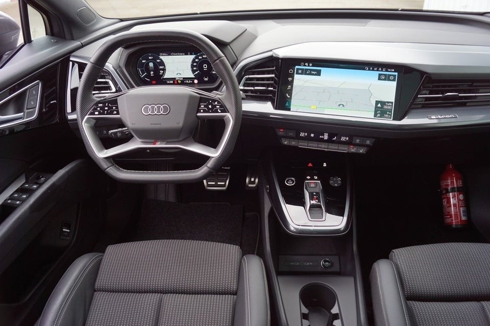 Audi Q4 e-tron 45 S-line 5d