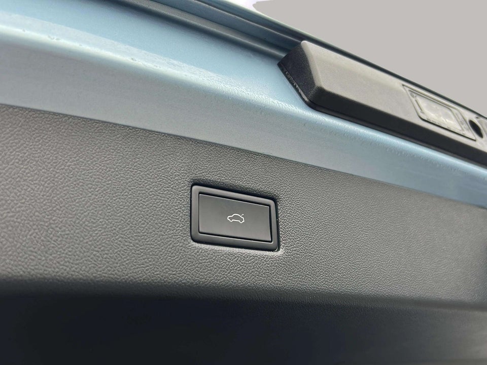 Ford Explorer 82 Select Extended Range 5d