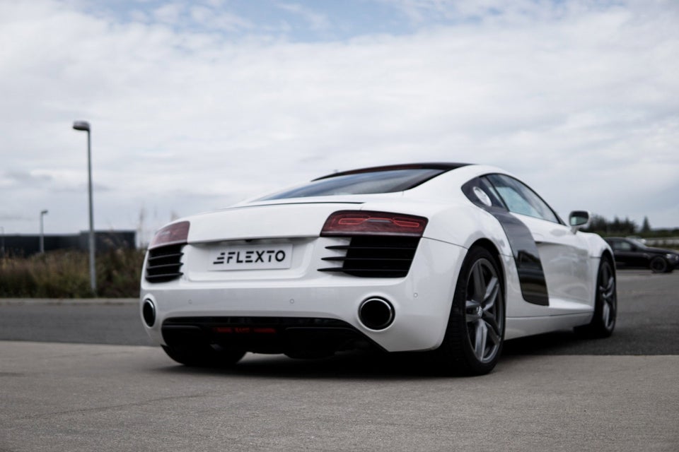Audi R8 4,2 FSi Coupé quattro S-tr. 2d