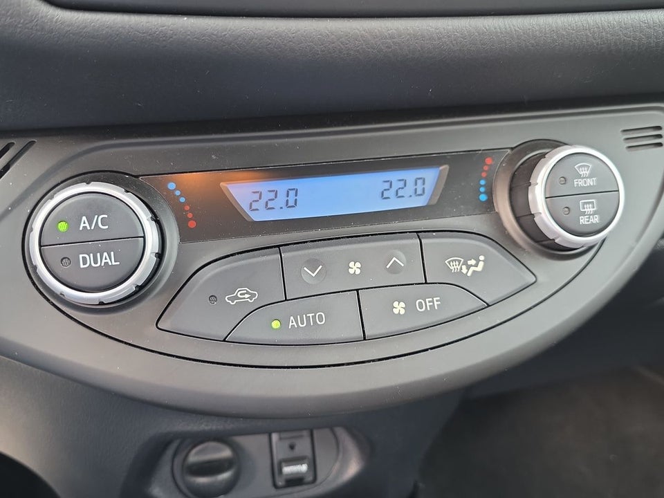 Toyota Yaris 1,5 Hybrid H2 Limited e-CVT 5d